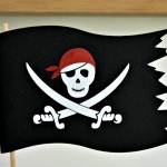 cake-topper-drapeau-pirate